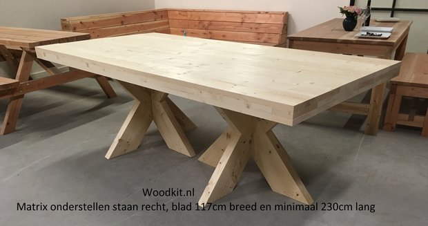 Tafel met dubbel matrix onderstel