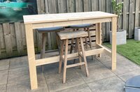 Zelf gemaakte bartafel