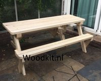 Inklapbare picknicktafel om zelf te maken